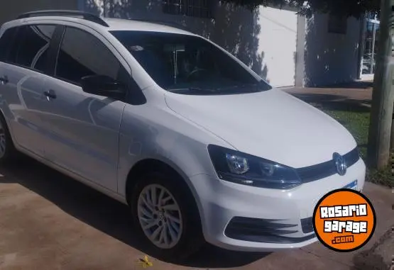 Volkswagen Suran Confort  2018 - foto 1