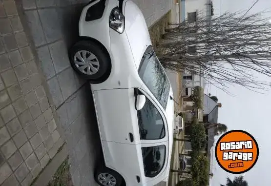 Toyota Etios  2023 - foto 1