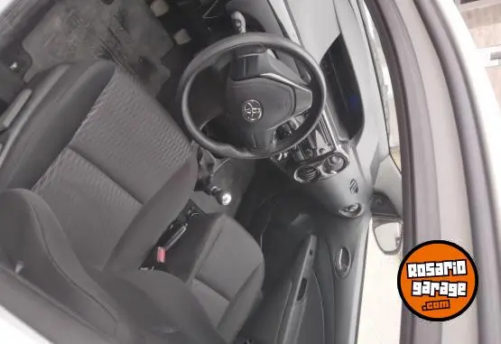 Toyota Etios  2023 - foto 5