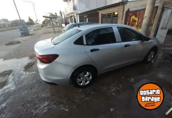 Chevrolet Onix Plus  2020 - foto 2
