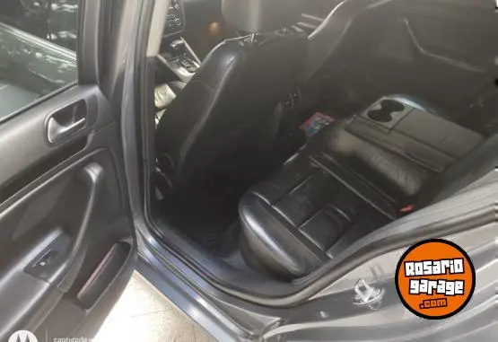 Volkswagen Vento Luxury Tiptronic  2011 - foto 2