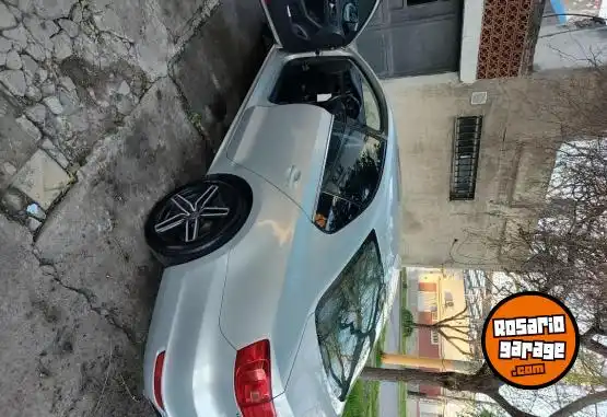 Volkswagen Vento  2011 - foto 5