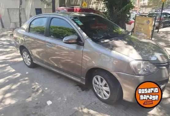 Toyota Etios Xls  2017 - foto 2