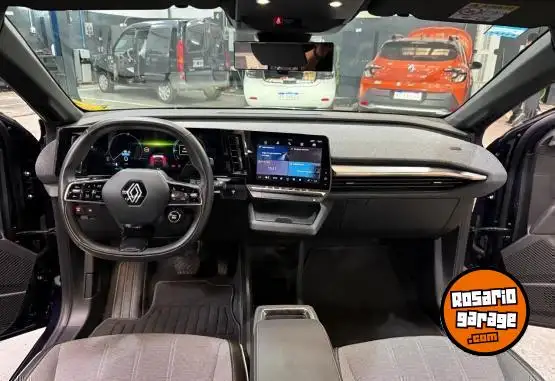 Renault Megane E-Tech  2024 - foto 3