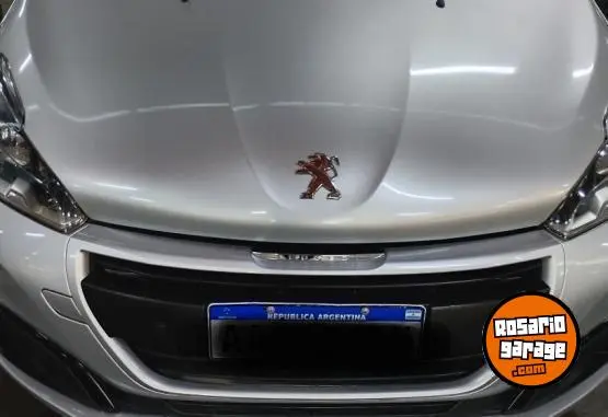 Peugeot 208  2016 - foto 1
