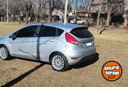 Ford Fiesta Kinetic  2015 - foto 2