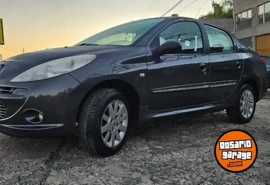 Peugeot 207  2012 - foto 1