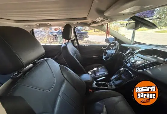 Ford Kuga 1.6 Ecoboost  2014 - foto 1