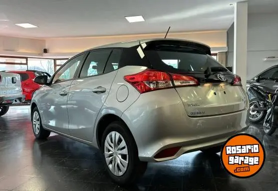 Toyota Yaris 1.5 5 Ptas Xs Cvt  2026 - foto 3