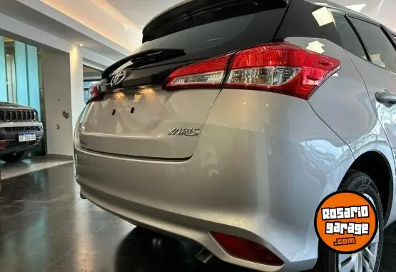 Toyota Yaris 1.5 5 Ptas Xs Cvt  2026 - foto 4