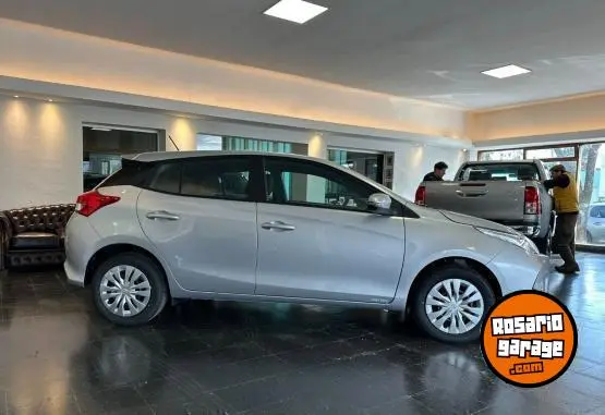 Toyota Yaris 1.5 5 Ptas Xs Cvt  2026 - foto 5