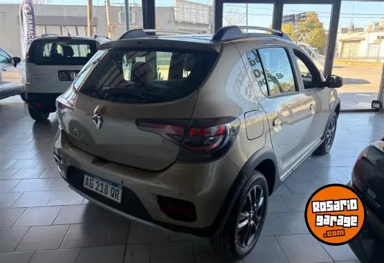 Renault Stepway Zen 1.6  2023 - foto 3