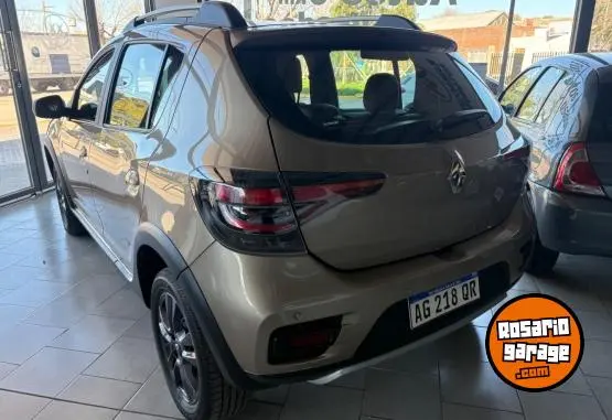 Renault Stepway Zen 1.6  2023 - foto 4
