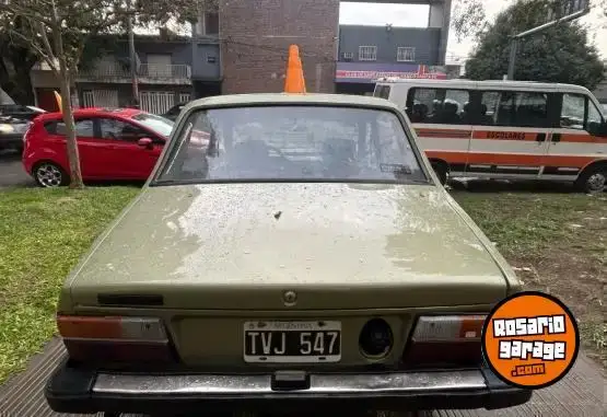 Renault R12  1986 - foto 1