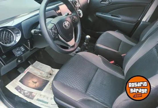 Toyota Etios  2016 - foto 4