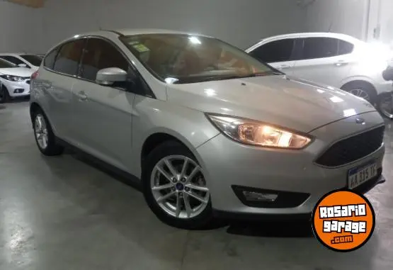 Ford Focus S  2016 - foto 1