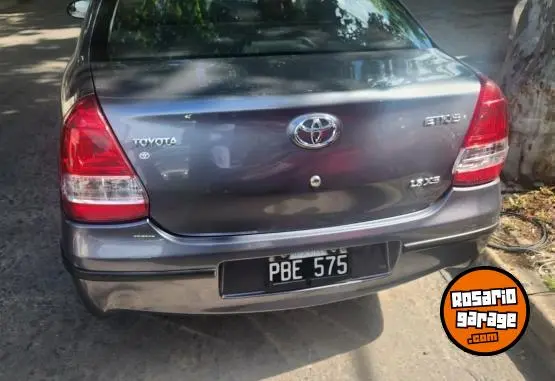 Toyota Etios  2015 - foto 2