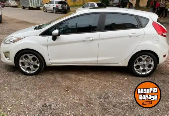 Ford Fiesta Kinetic Titanium  2013 - foto 4