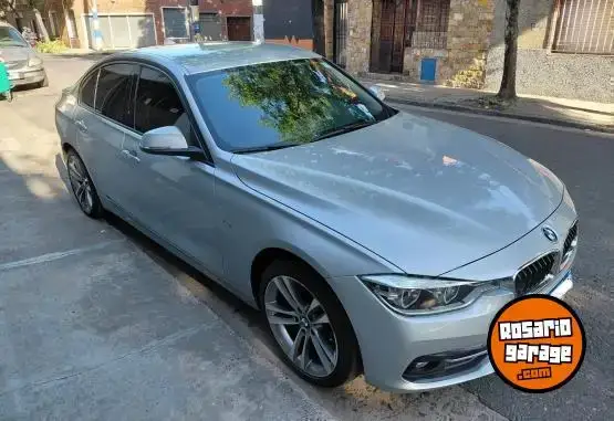 BMW 320i 2019 - foto 1