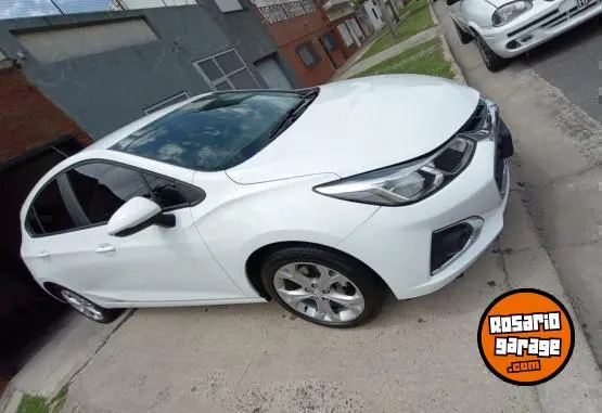 Chevrolet Cruze  2022 - foto 1