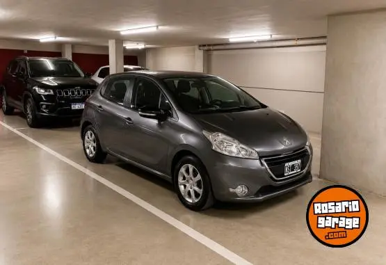 Peugeot 208 Allure Nav 2014 - foto 1