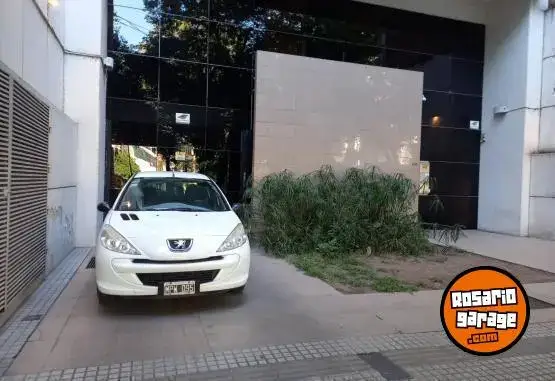 Peugeot 207 Compact Active 1.4  2013 - foto 1
