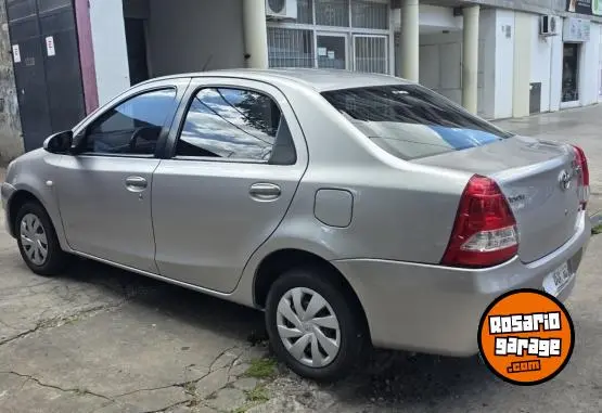 Toyota Etios  2017 - foto 5