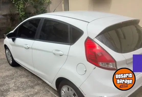 Ford Fiesta Kinetic Design S  2015 - foto 5
