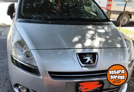 Peugeot 5008 Allure Plus  2013 - foto 1