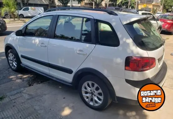 Volkswagen Suran Cross Highline  2014 - foto 2
