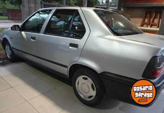 Renault 19 1.8  1997 - foto 1