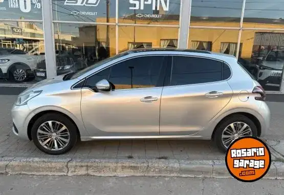 Peugeot 208  2016 - foto 1