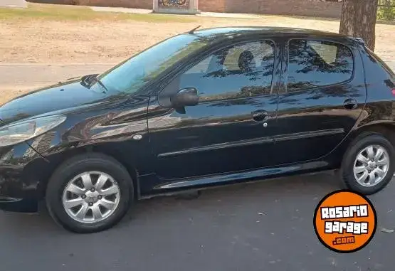 Peugeot 207  2010 - foto 1