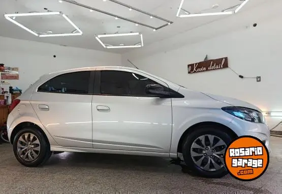 Chevrolet 2021 Onix Black  2021 - foto 3