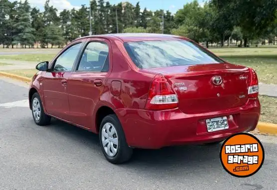 Toyota Etios  2014 - foto 3