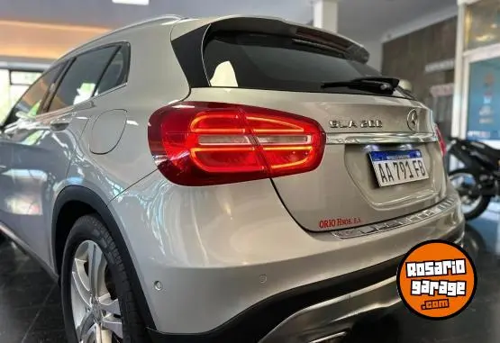 Mercedes-Benz Gla 200 A/T  2016 - foto 4