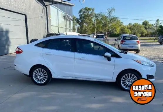 Ford Fiesta Titanium 1.6  2014 - foto 4