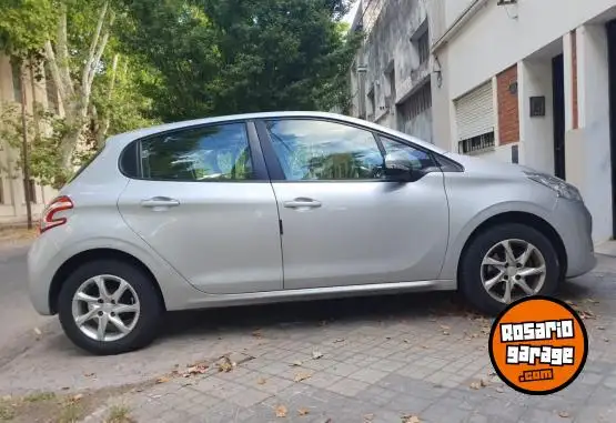 Peugeot 208 Allure  2015 - foto 2