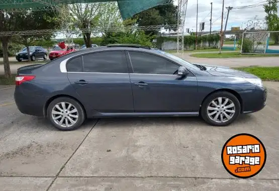 Renault Latitude Privilege V6  2011 - foto 4