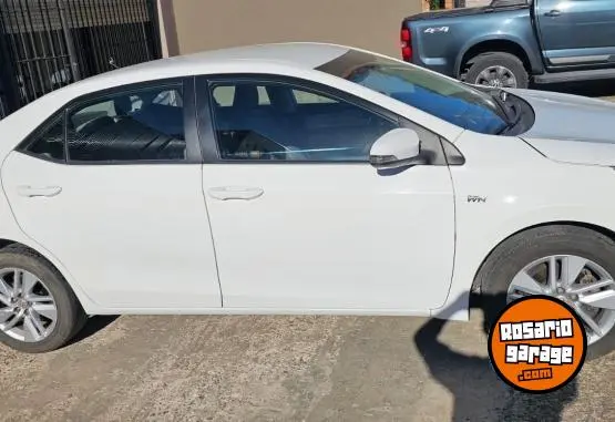 Toyota Corolla  2017 - foto 4