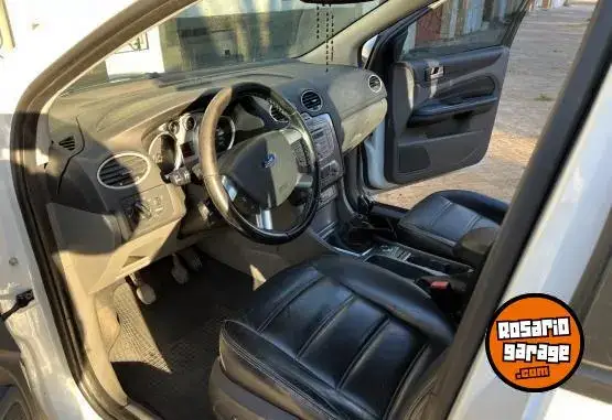 Ford Focus Guia  2010 - foto 1