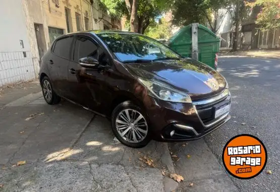 Peugeot 208 Allure Nav 1.6  2017 - foto 1