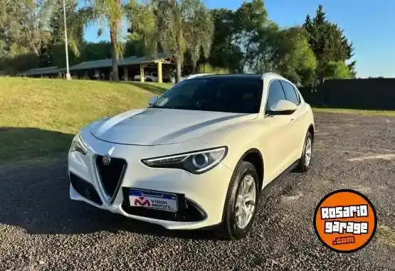 Alfa Romeo Stelvio 200Cv Distinctiv  2019 - foto 1