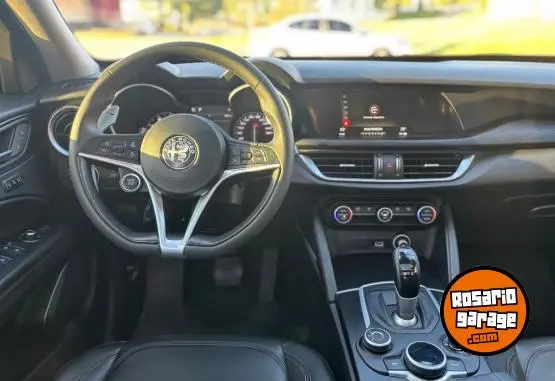 Alfa Romeo Stelvio 200Cv Distinctiv  2019 - foto 2
