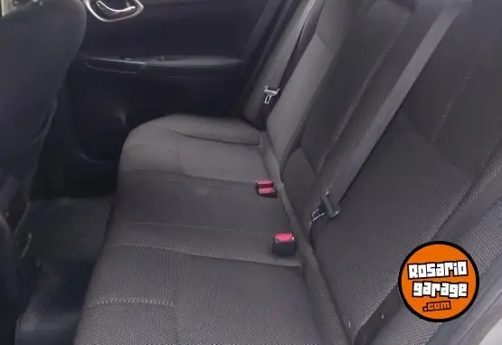 Nissan Sentra  2015 - foto 2