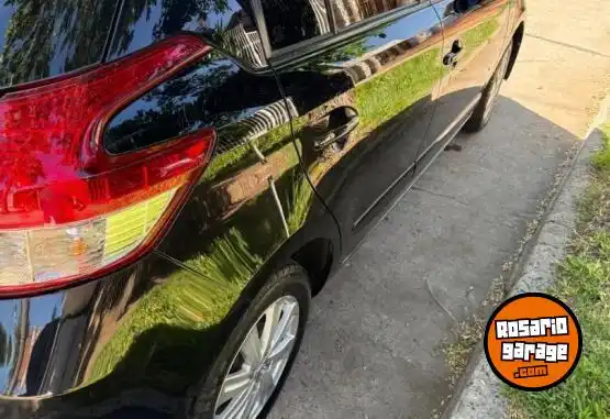 Toyota Yaris S  2018 - foto 3