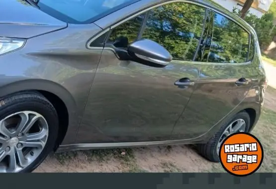 Peugeot 208 Feline  2014 - foto 3