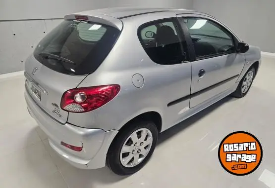 Peugeot 207  2011 - foto 2