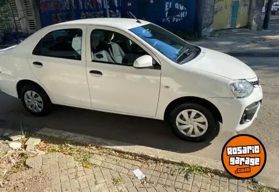 Toyota Etios  2018 - foto 5