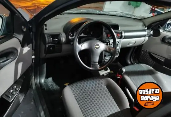 Chevrolet Corsa  2012 - foto 3